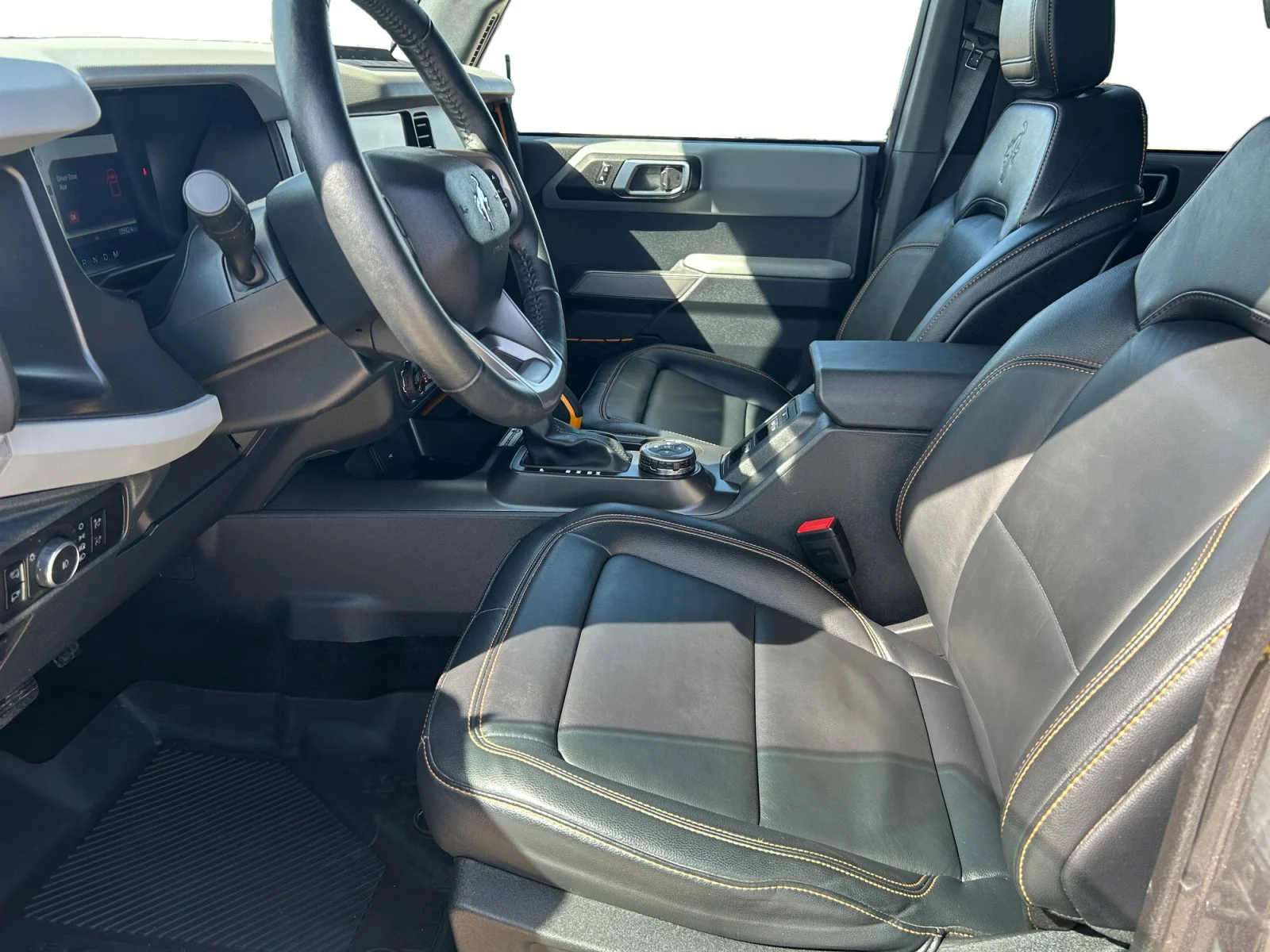 Used 2023 carbonized gray Ford Badlands Hardtop 4x4 Leather image 14