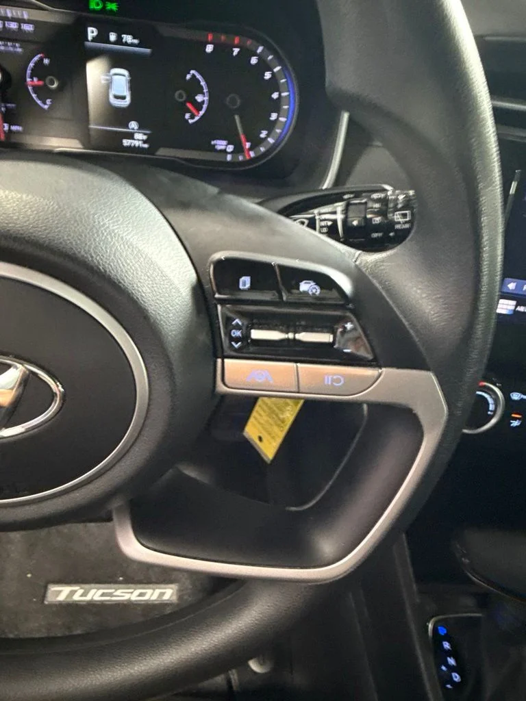 Used 2023 Silver Hyundai SE image 37