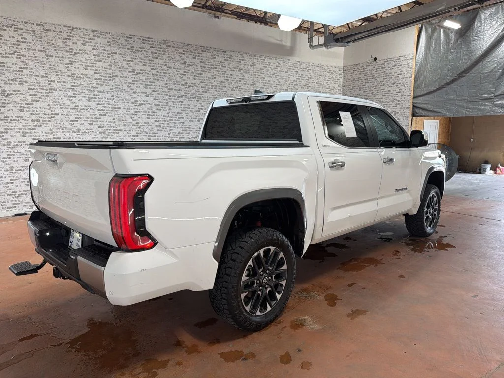 Used 2025 Ice Cap Toyota Limited image 7