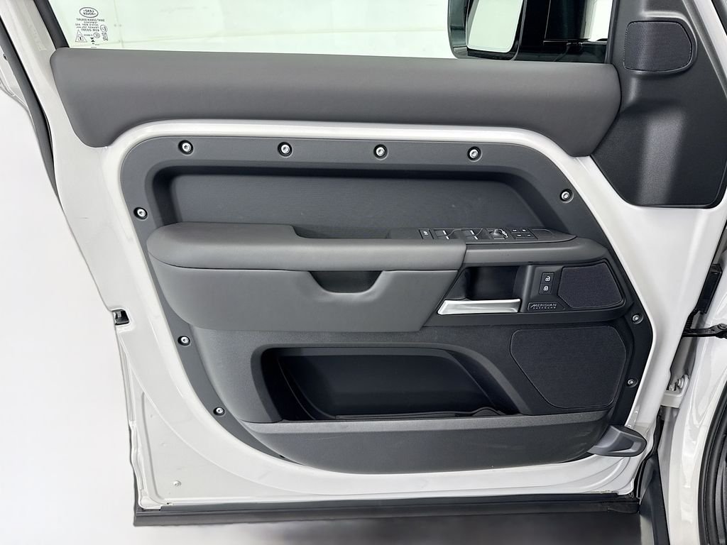 New 2026 Borasco Grey Land Rover X-Dynamic SE image 24
