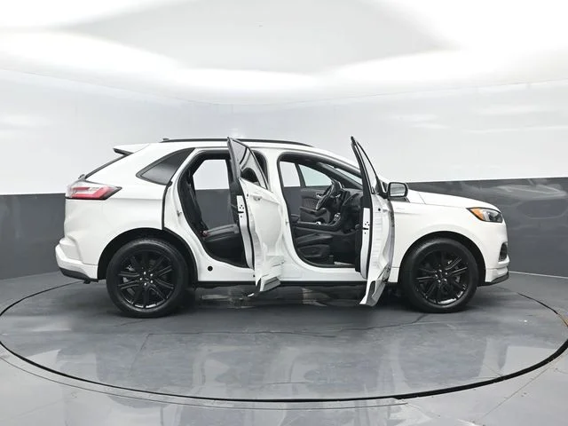 2024 Ford Edge ST-Line - Photo 26