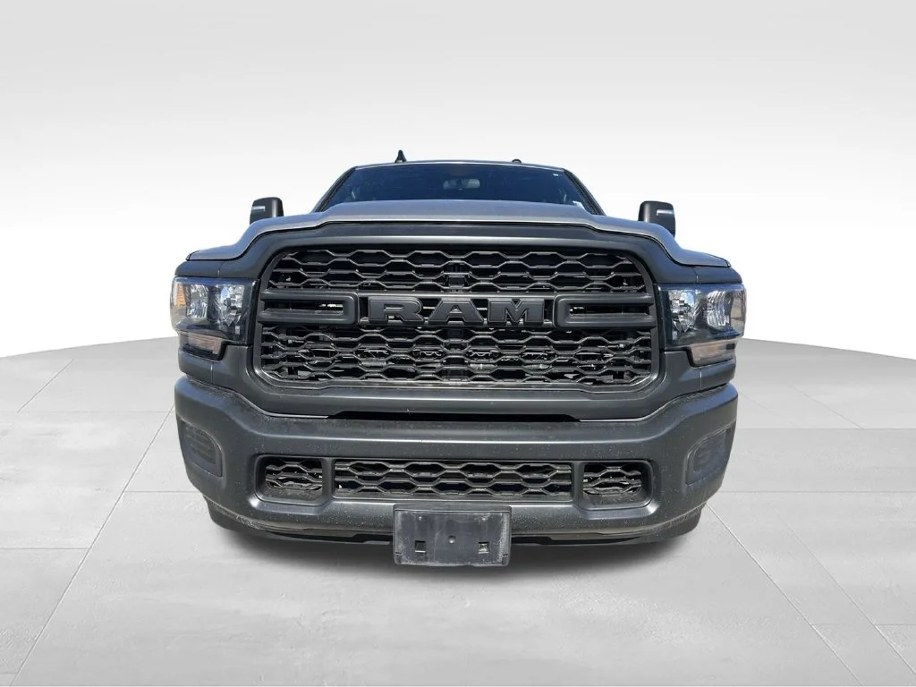 Used 2024 Silver Ram Tradesman image 2