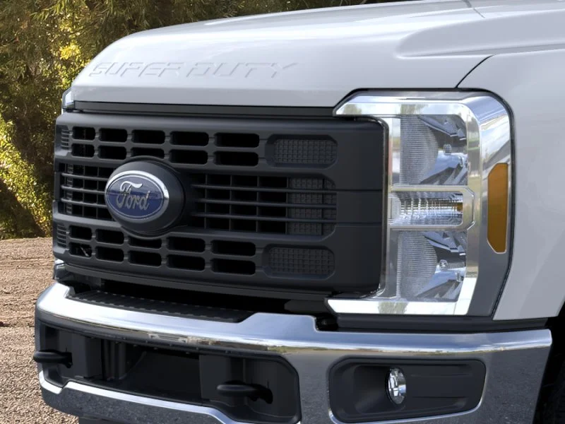 New 2026 Oxford White Ford F-250® XL image 40