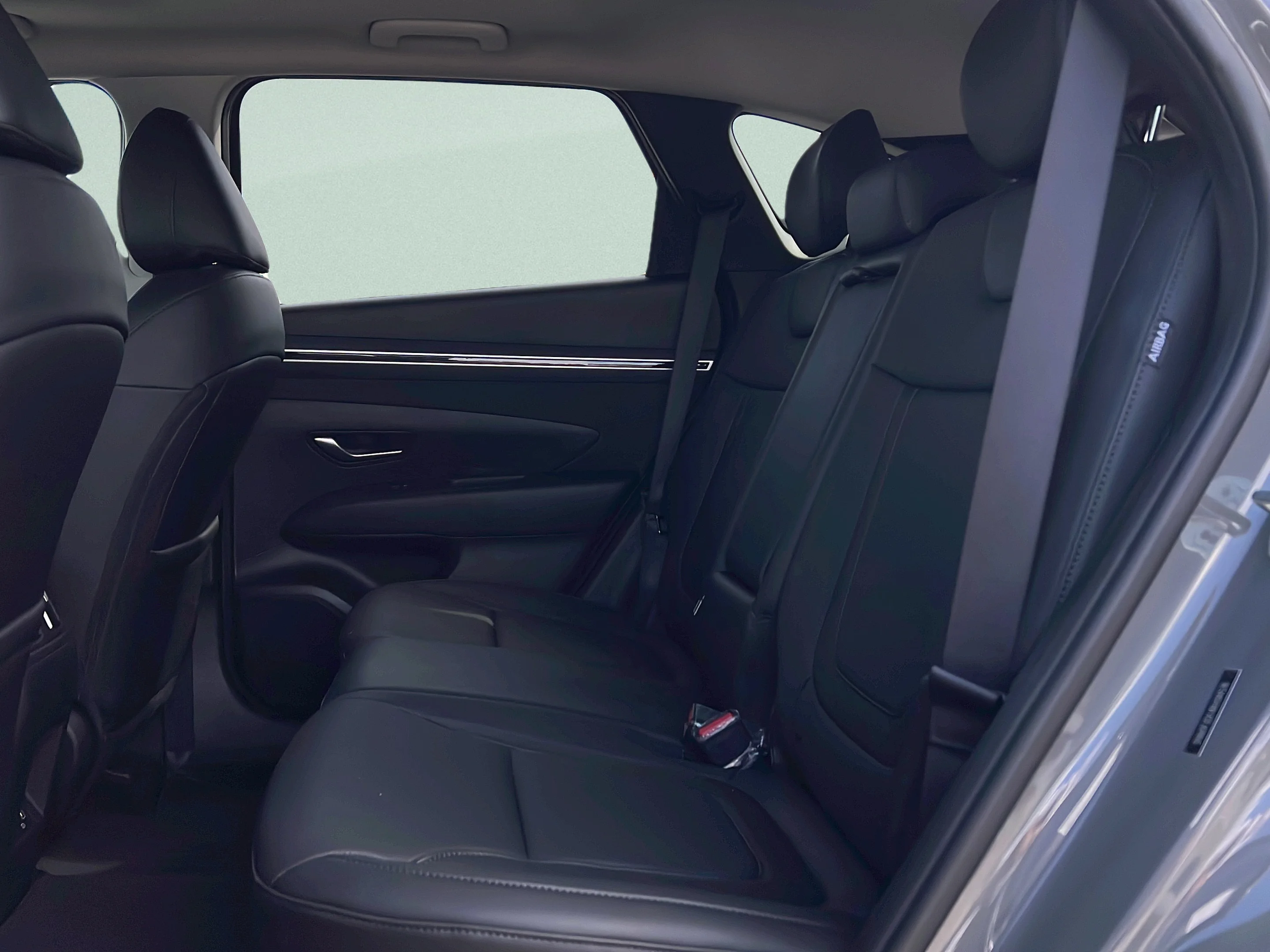 Used 2024 Hampton Gray Hyundai SEL image 13
