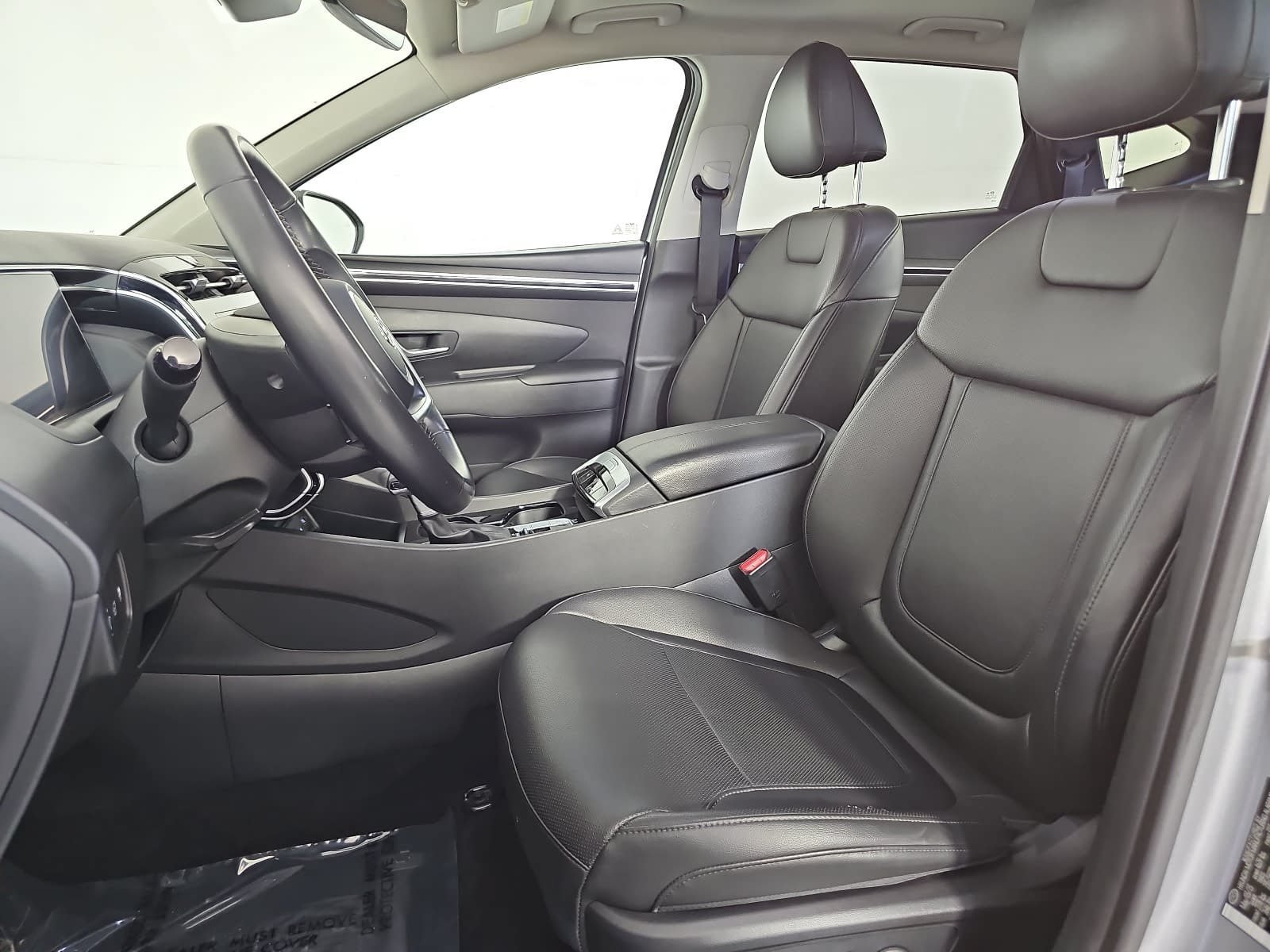 Used 2023 Silver Hyundai SEL image 15
