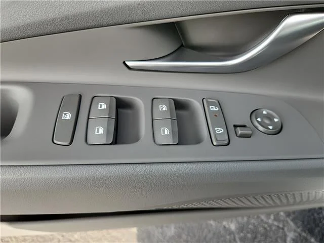 New 2026 Serenity White Pearl Hyundai  image 11