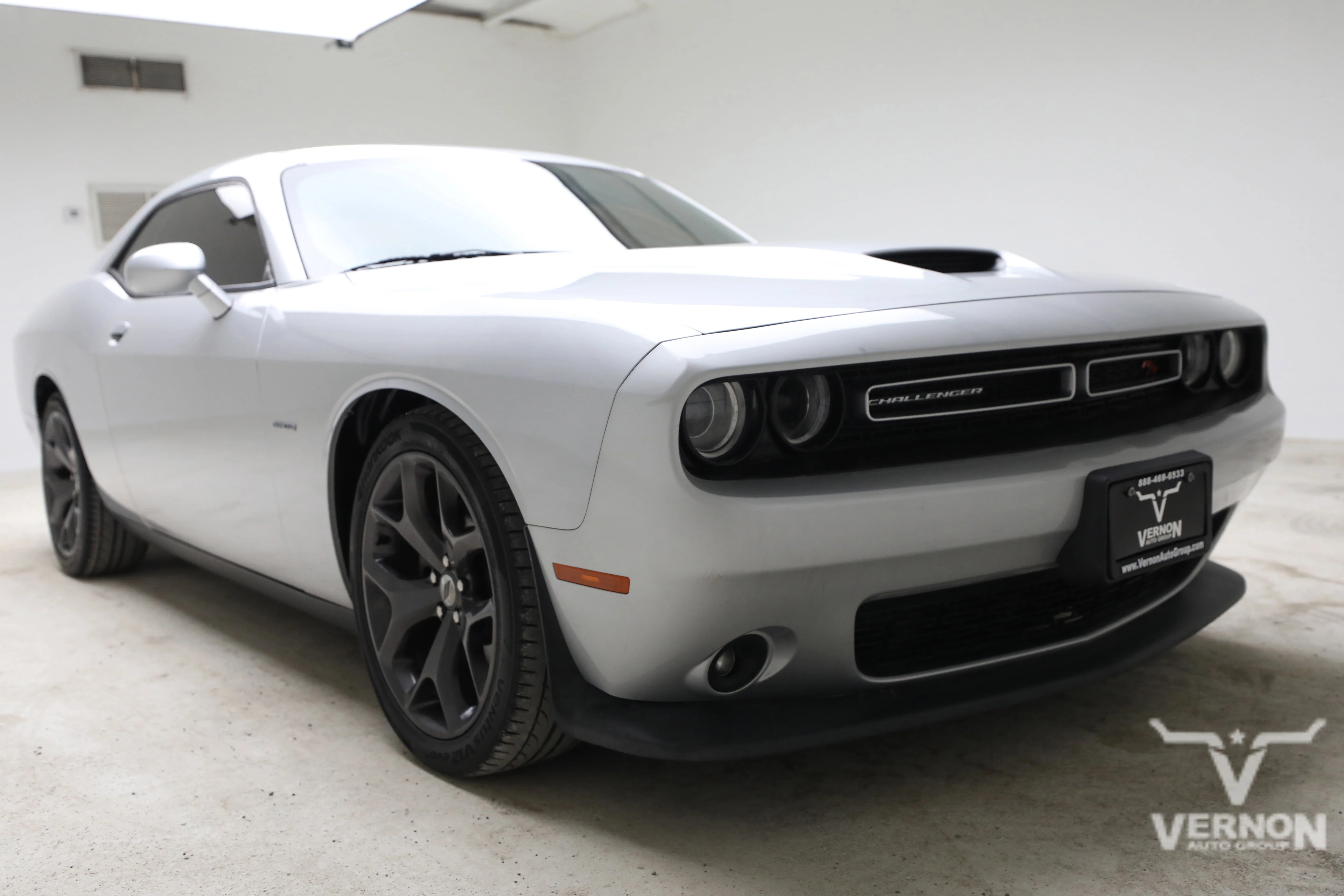 Pre-Owned 2019 Dodge Challenger R/T Coupe RWD