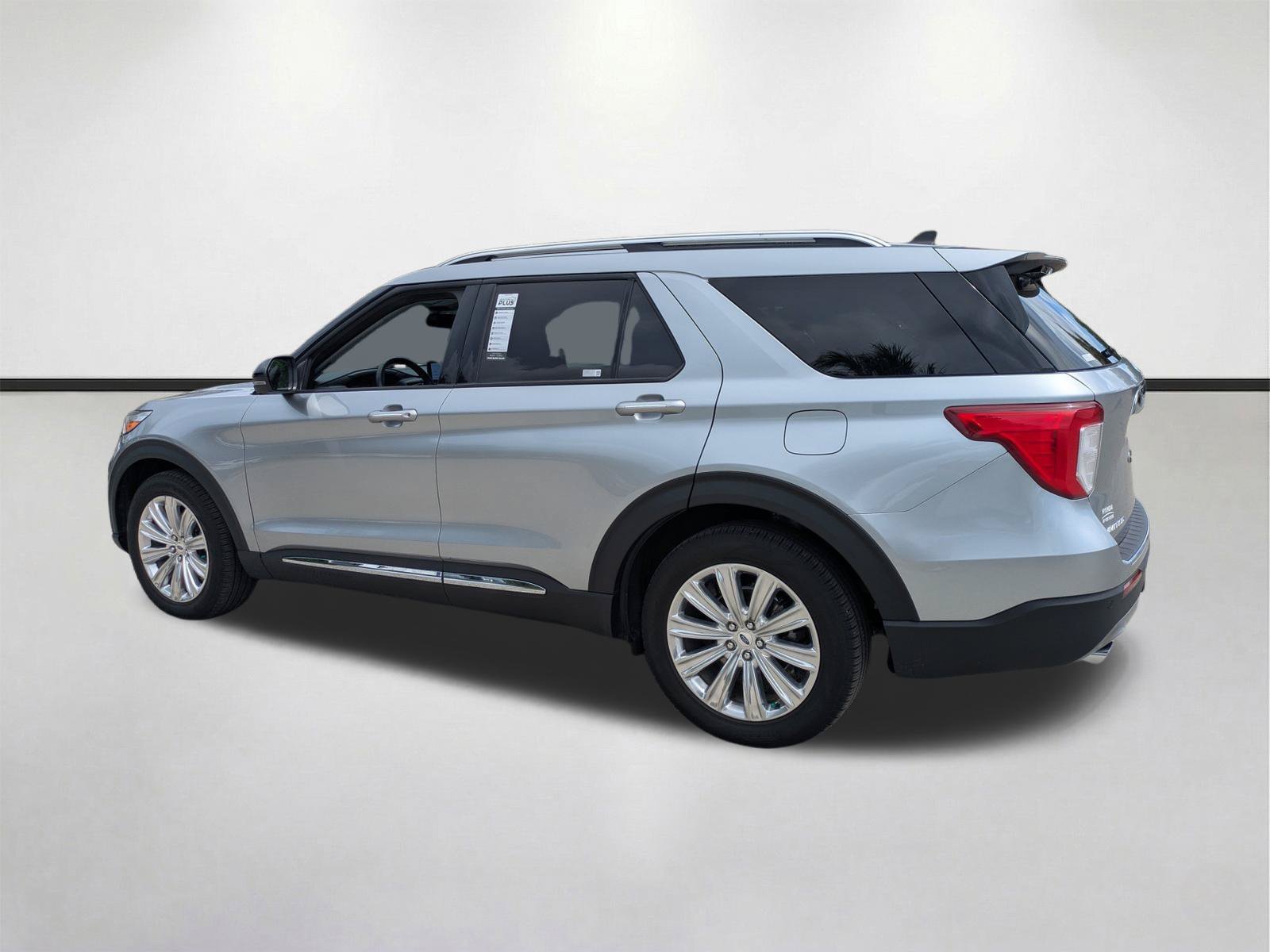 Used 2022 Silver Metallic Ford Limited image 7