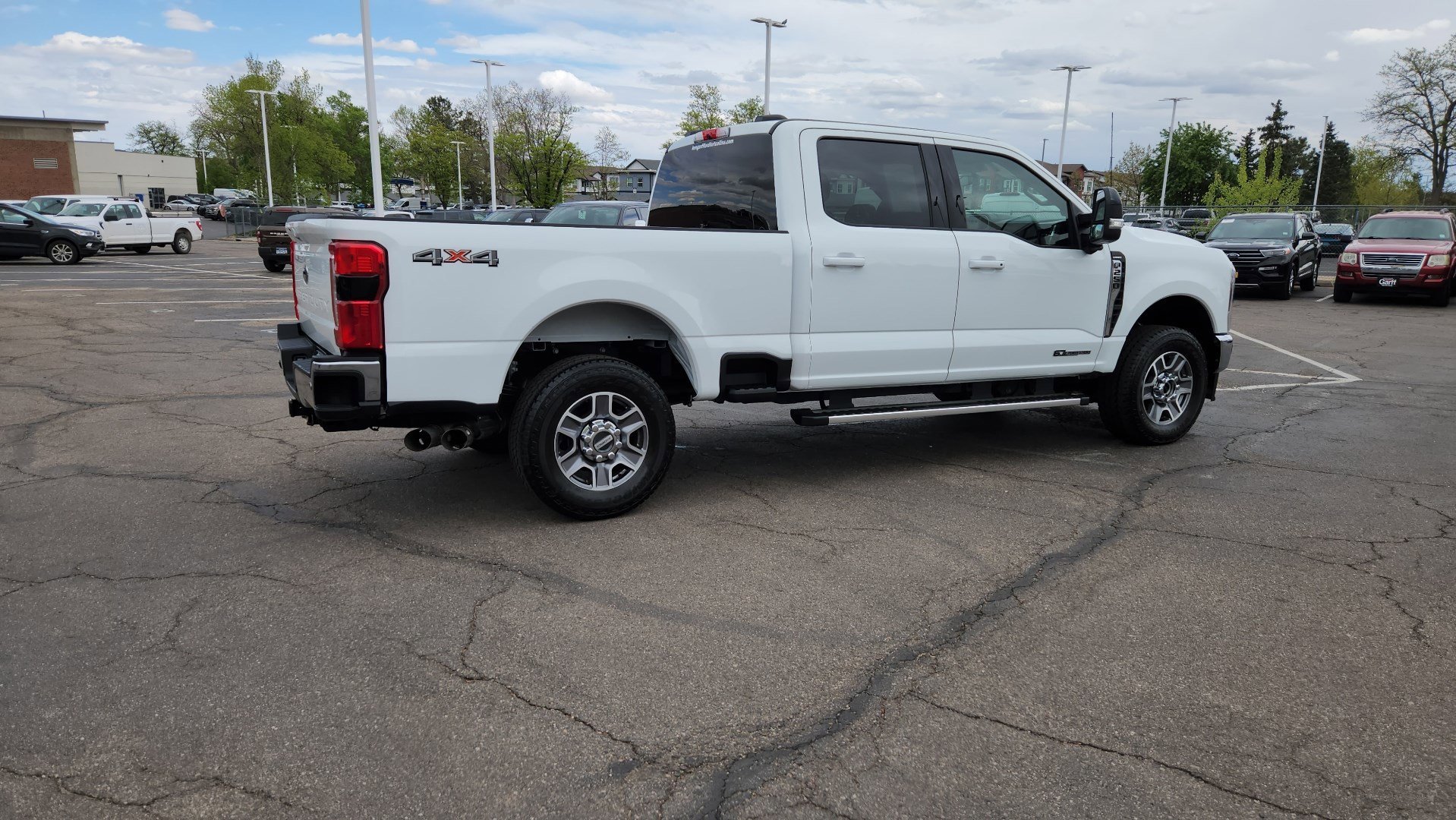 Certified Used 2025 Oxford White Ford LARIAT image 16