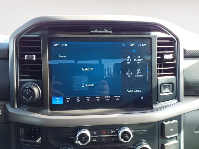 Certified Used 2025  Ford XLT image 15