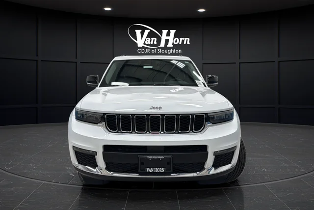 Used 2023 Bright White Clearcoat Jeep Limited image 2