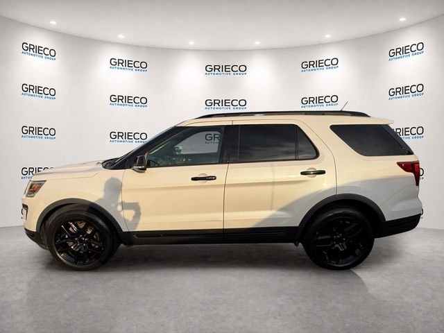 Used 2018 White Ford Sport image 4