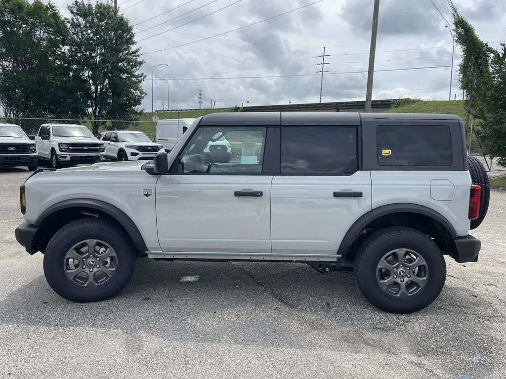 New 2026 White Ford Big Bend image 6