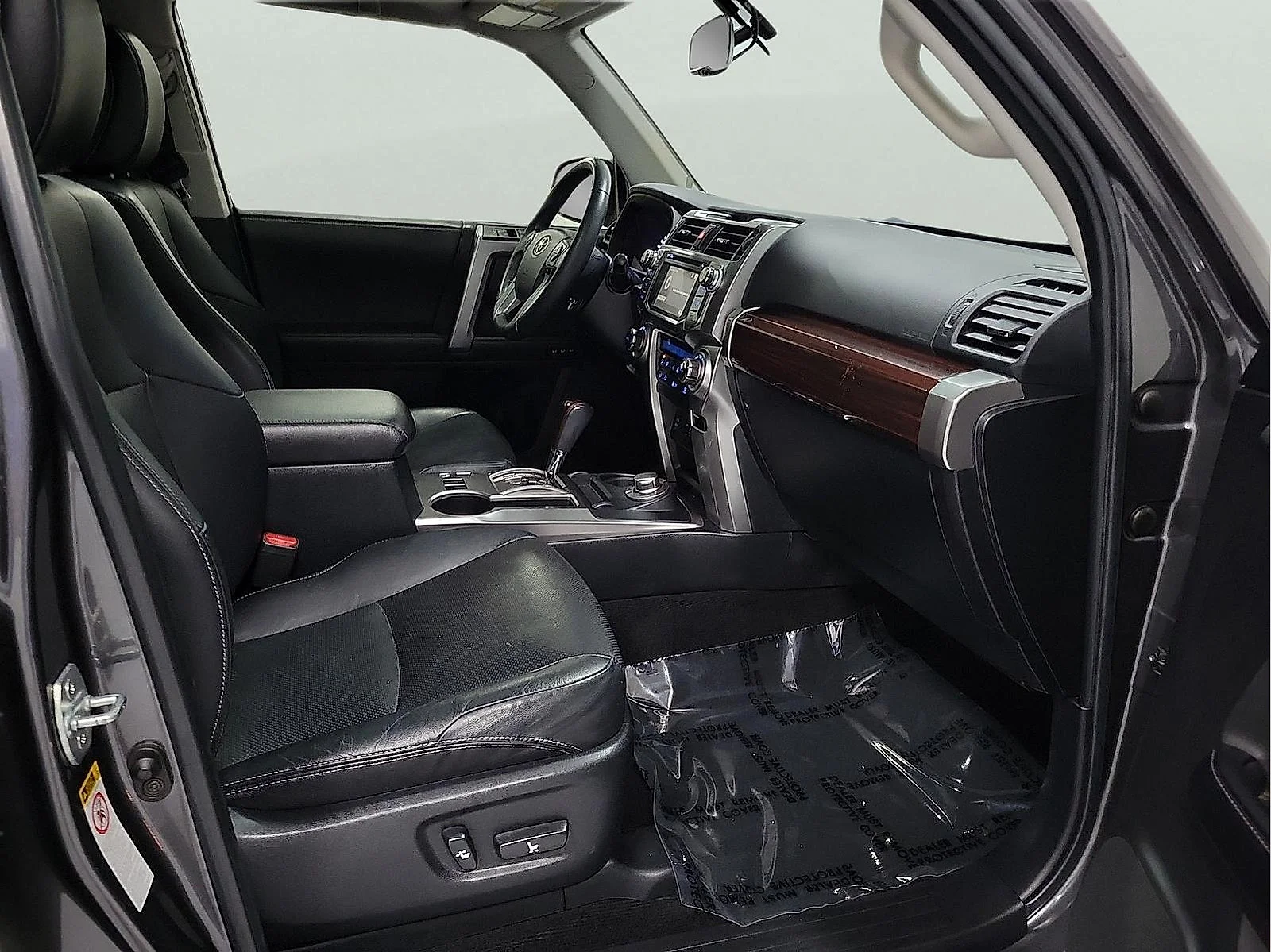 Certified Used 2018 Gray Toyota Limited image 14