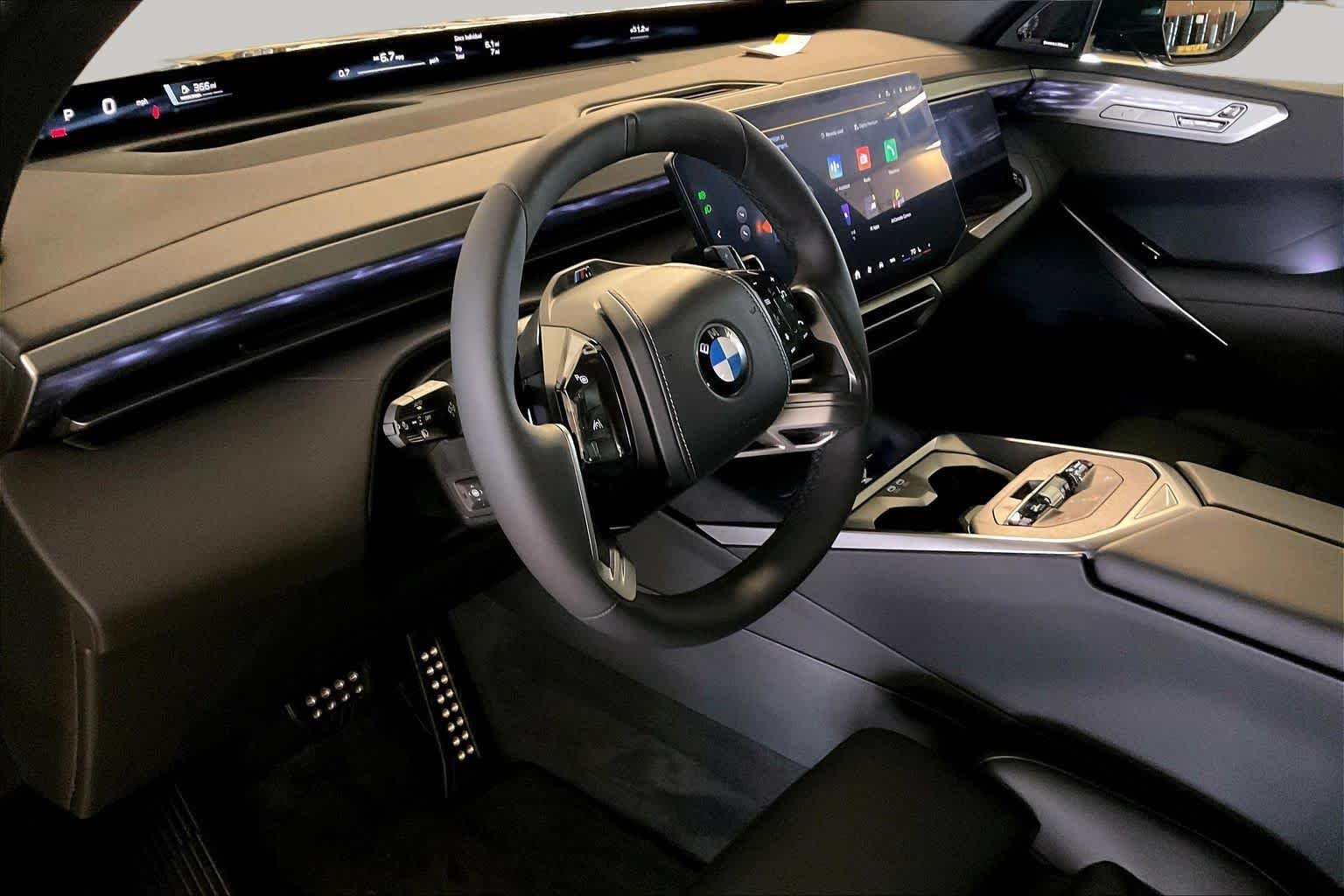 New 2027 Tanzanite Blue II Metallic BMW 40 xDrive image 8