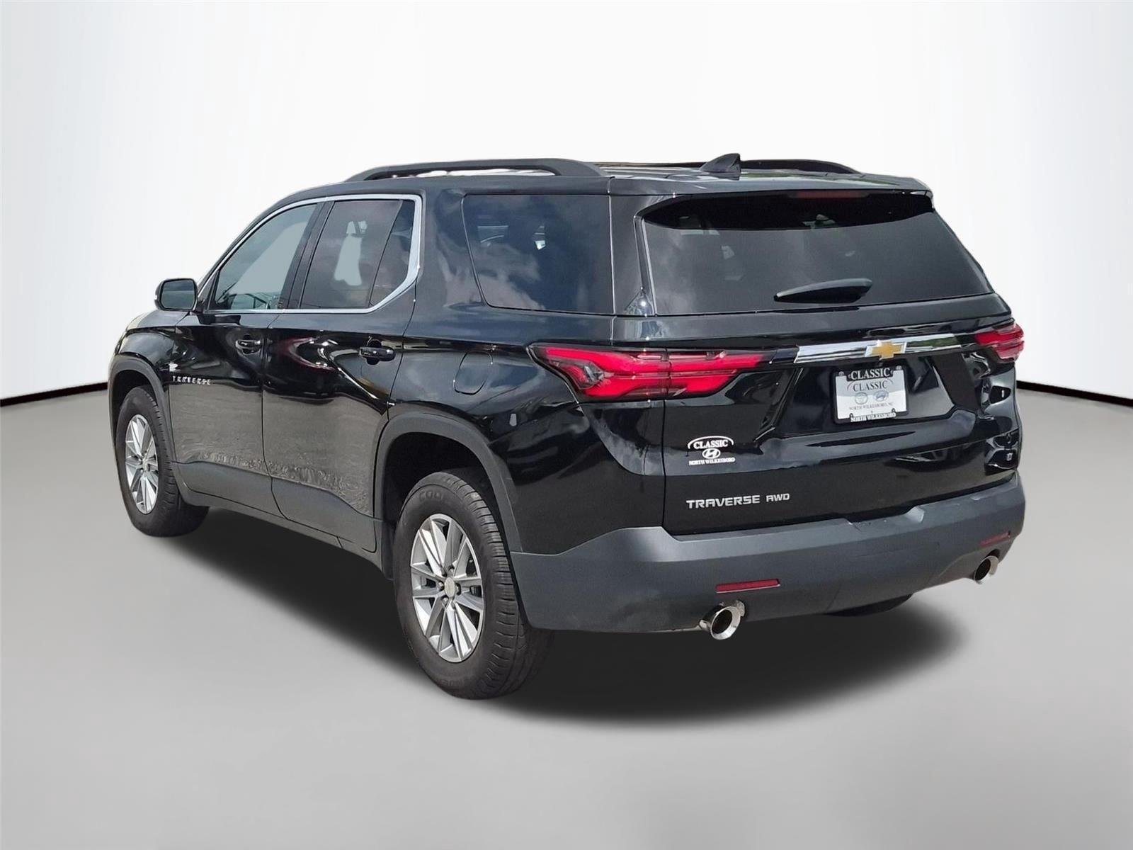 Used 2023 Mosaic Black Metallic Chevrolet LT Leather image 3