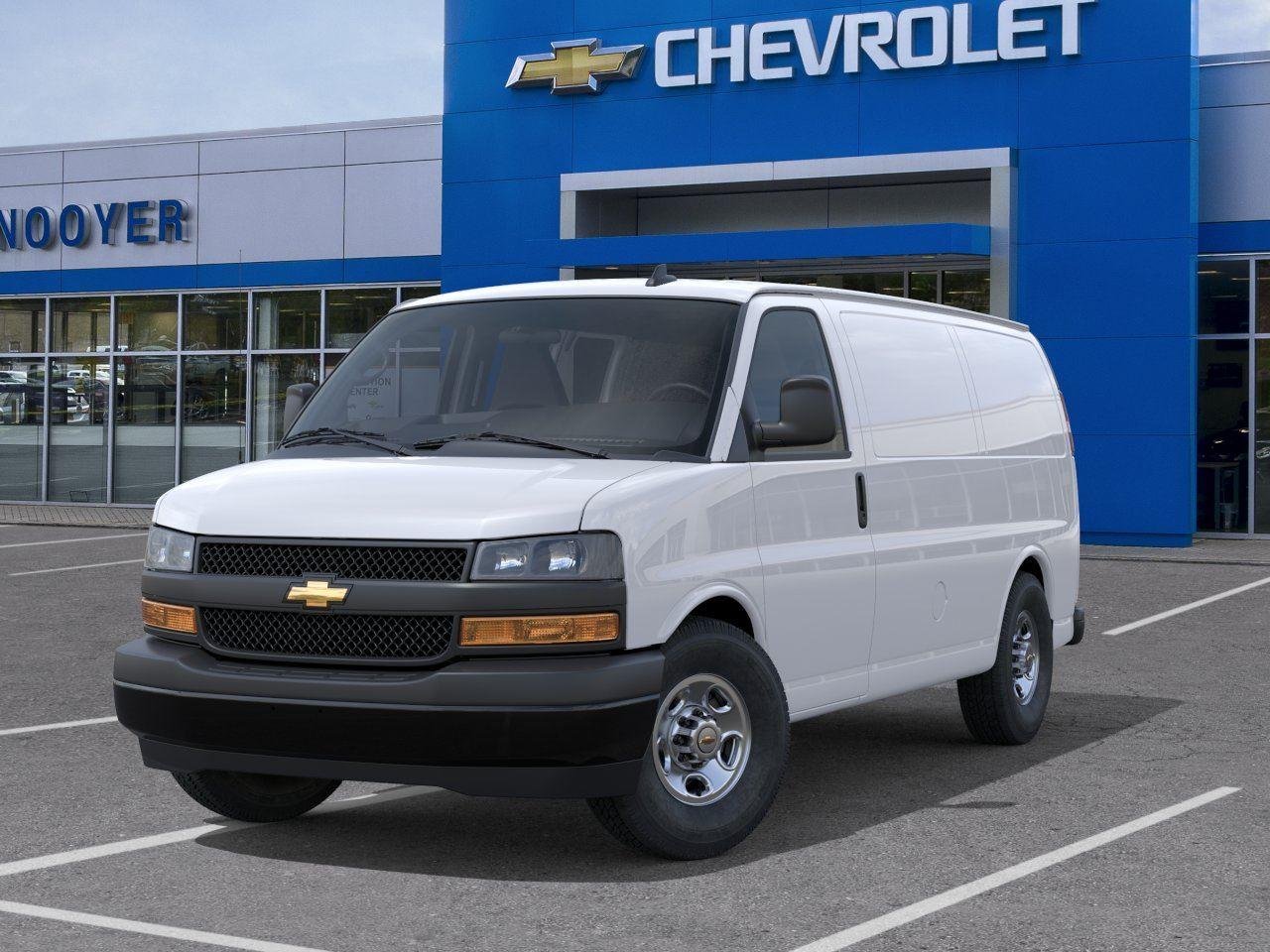 New 2026 Summit White Chevrolet WT image 6