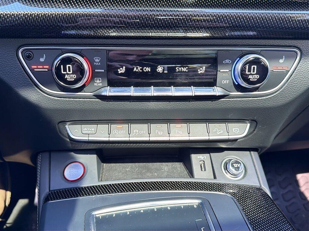 Used 2019 Brilliant Black Audi Prestige image 4