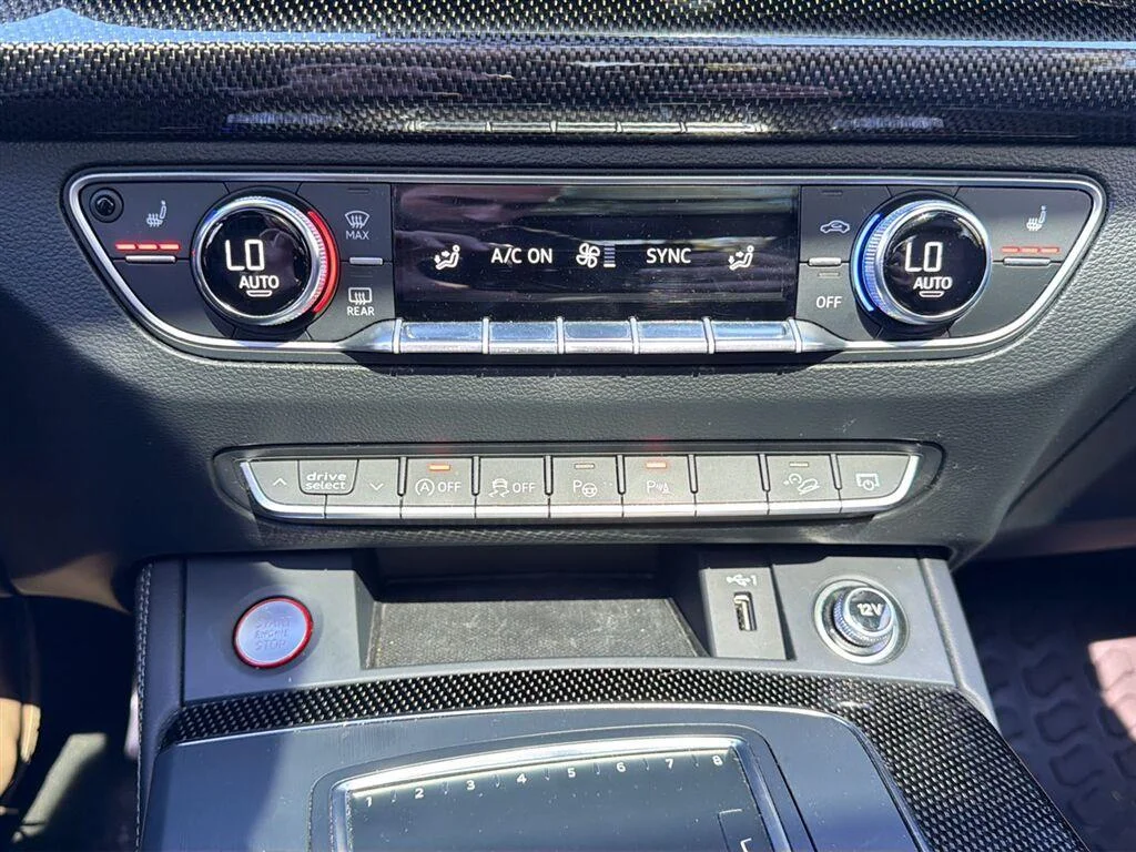 Used 2019 Brilliant Black Audi Prestige image 4