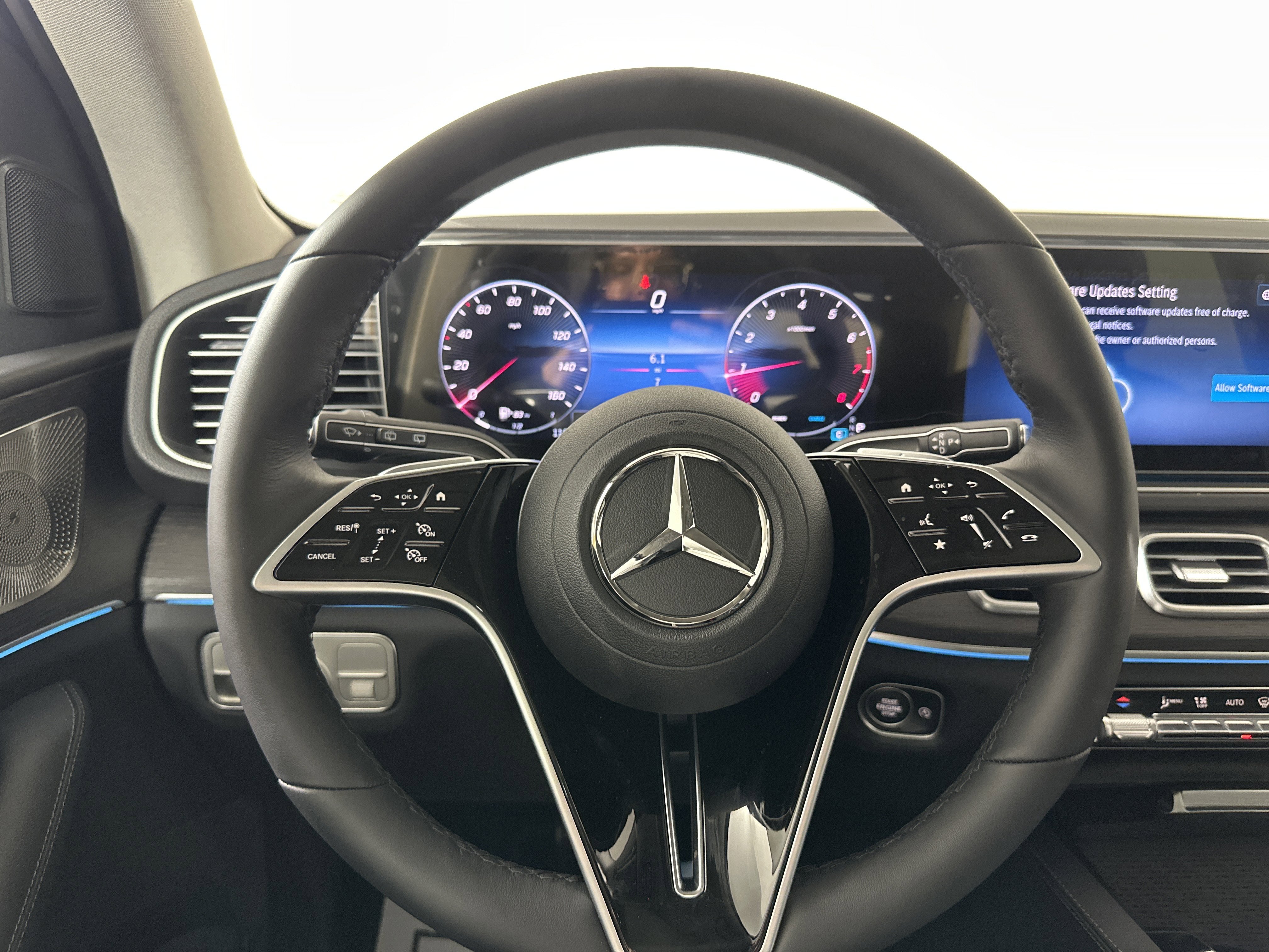 Certified Used 2026 POLAR WHITE Mercedes-Benz GLE 350 image 12