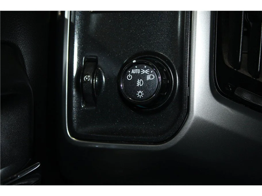 Used 2017 Pepperdust Metallic Chevrolet LT image 25