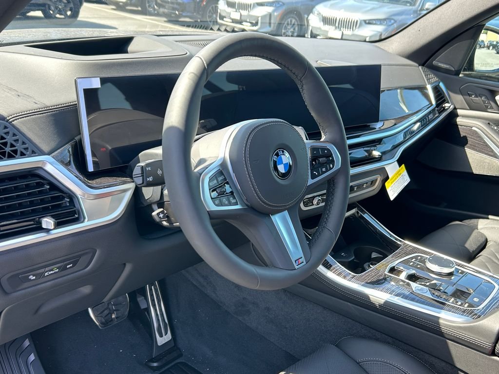 New 2026 Carbon Black Metallic BMW xDrive40i image 13