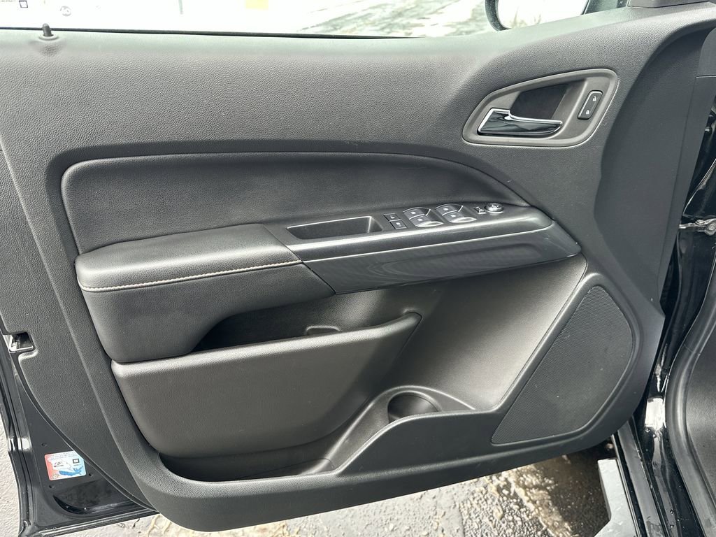 2022 GMC CANYON - Image 17