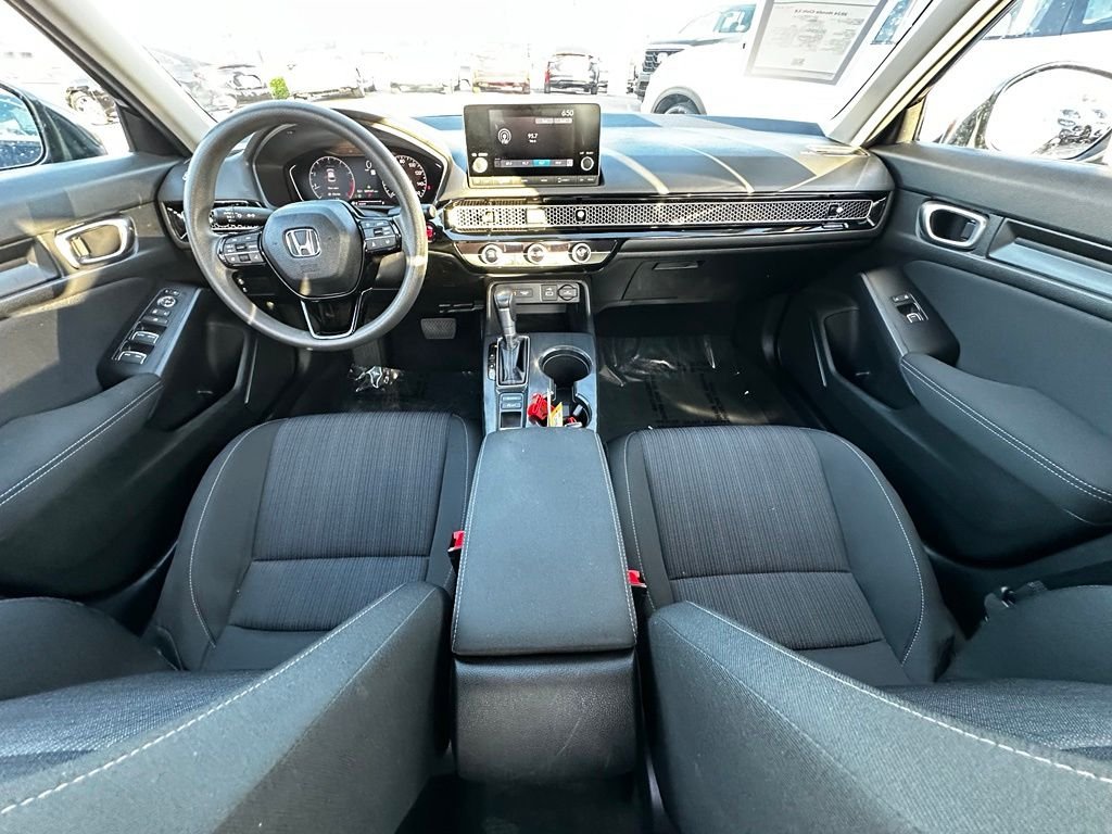 Used 2024  Honda LX image 17