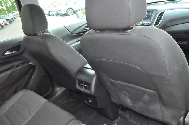 Used 2024 Summit White Chevrolet LT image 23