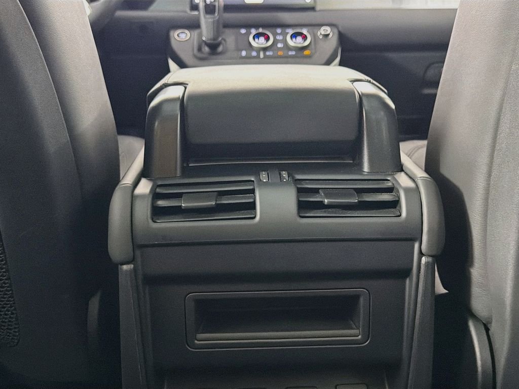 Used 2025 Black Land Rover S image 27