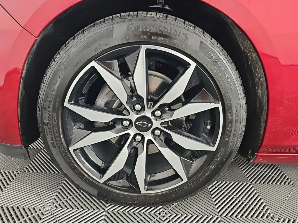Used 2024 Red Chevrolet RS image 10