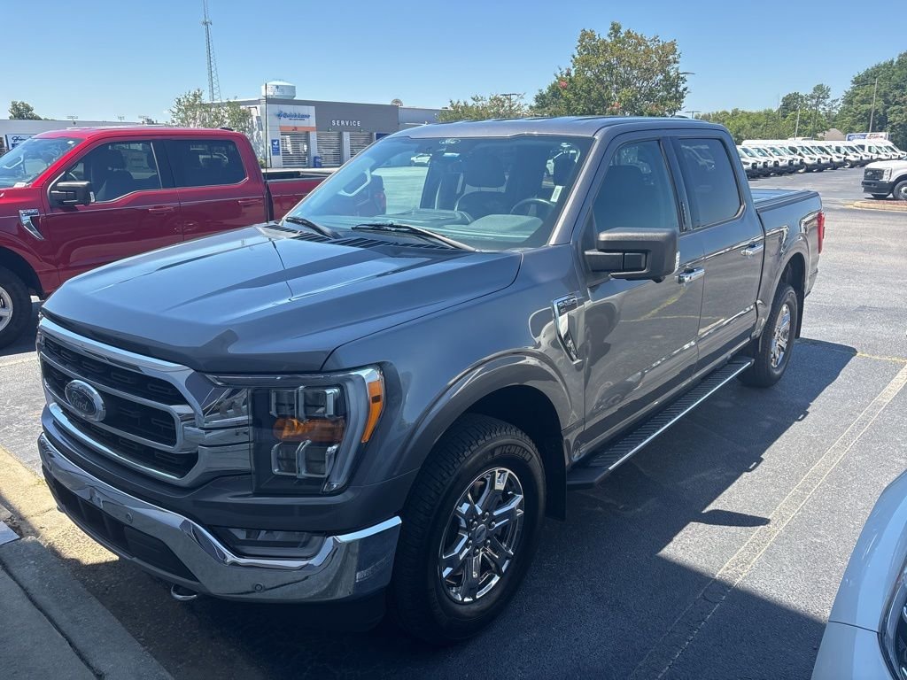 Used 2021 Gray Ford XLT image 10