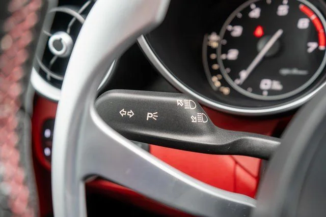 Used 2021 White Alfa Romeo Ti Sport image 30