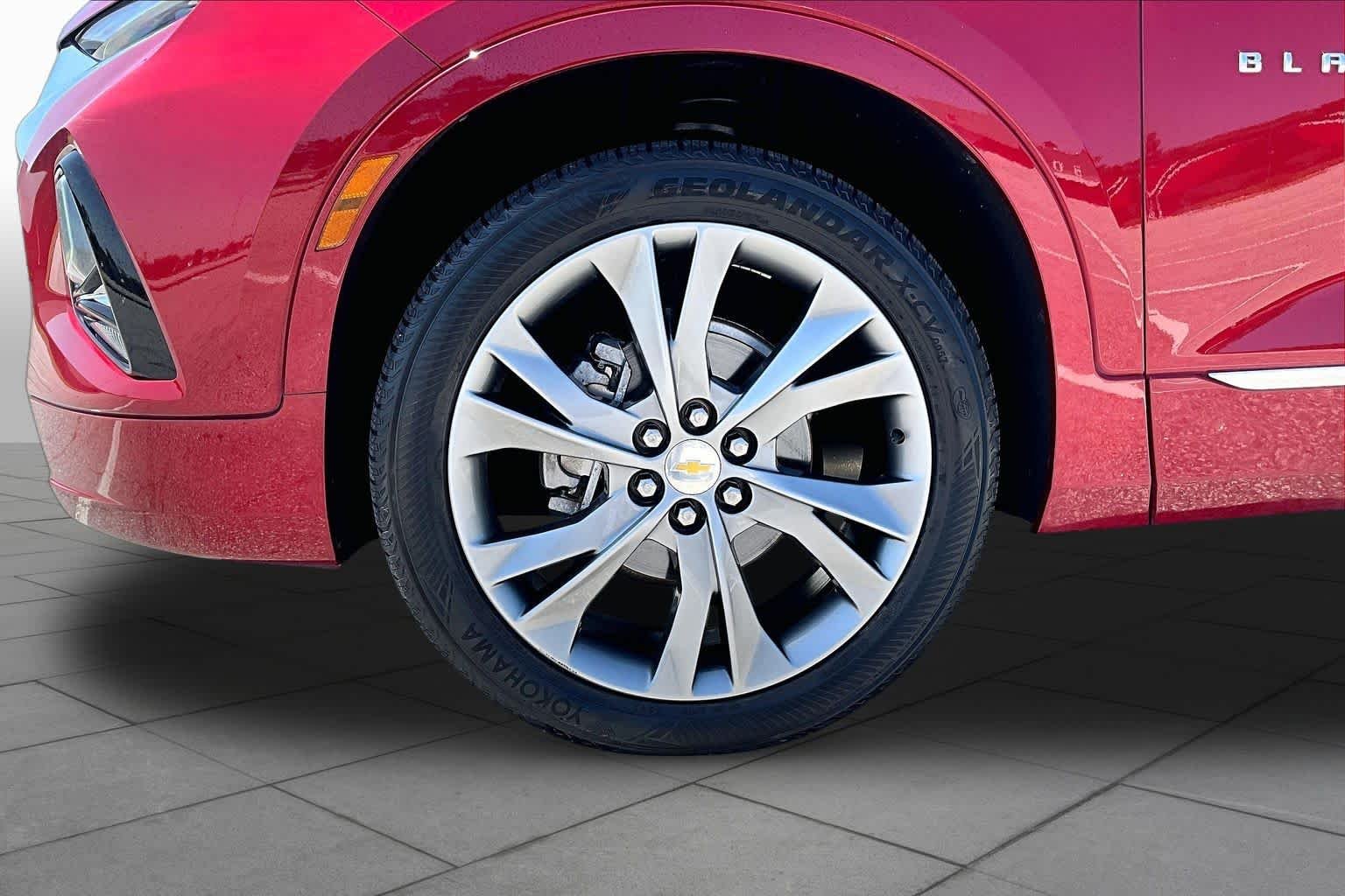 Used 2019 Cajun Red Tintcoat Chevrolet Premier image 11