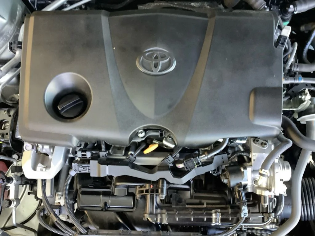 Used 2023 Silver Toyota LE image 21