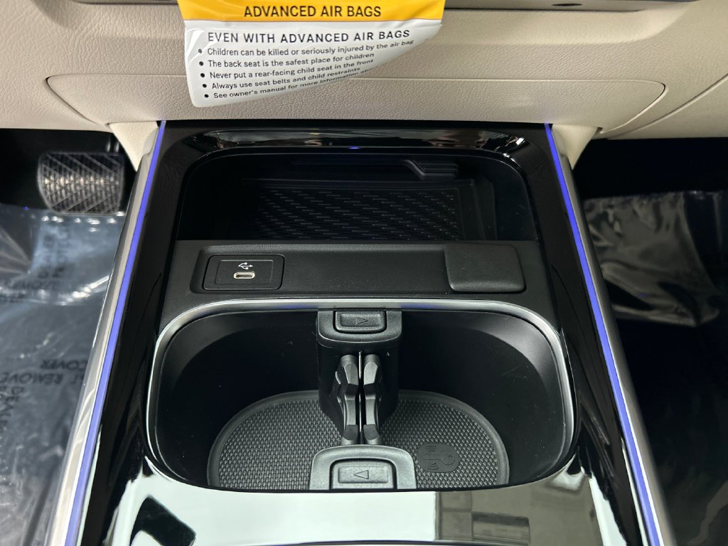 New 2026 Polar White Mercedes-Benz GLA 250 image 21