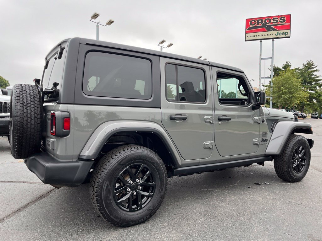 Used 2023 Gray Clearcoat Jeep Freedom Edition image 47