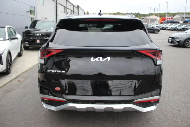 Used 2023 Black Kia SX-Prestige image 31