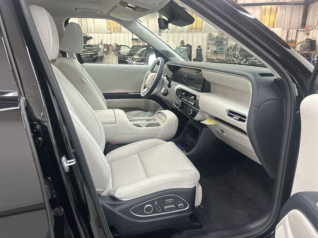 2026 Hyundai Palisade Calligraphy - Photo 18