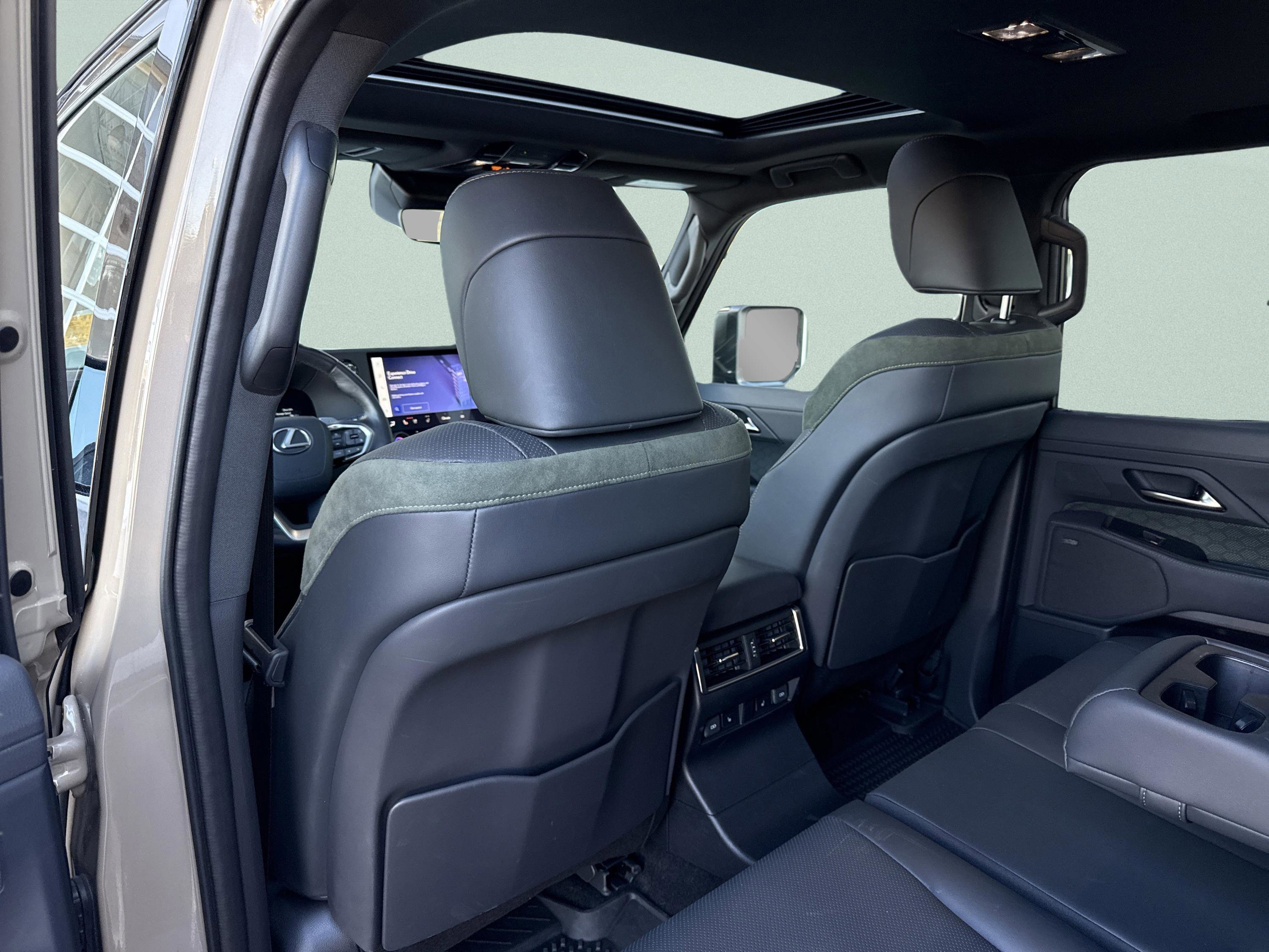 Used 2024 Earth/Black Lexus GX 550 Overtrail image 11