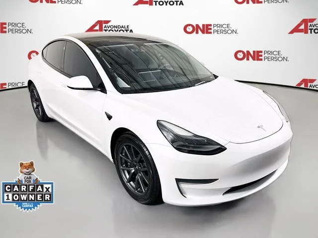 2023 Tesla Model 3 -'s photo