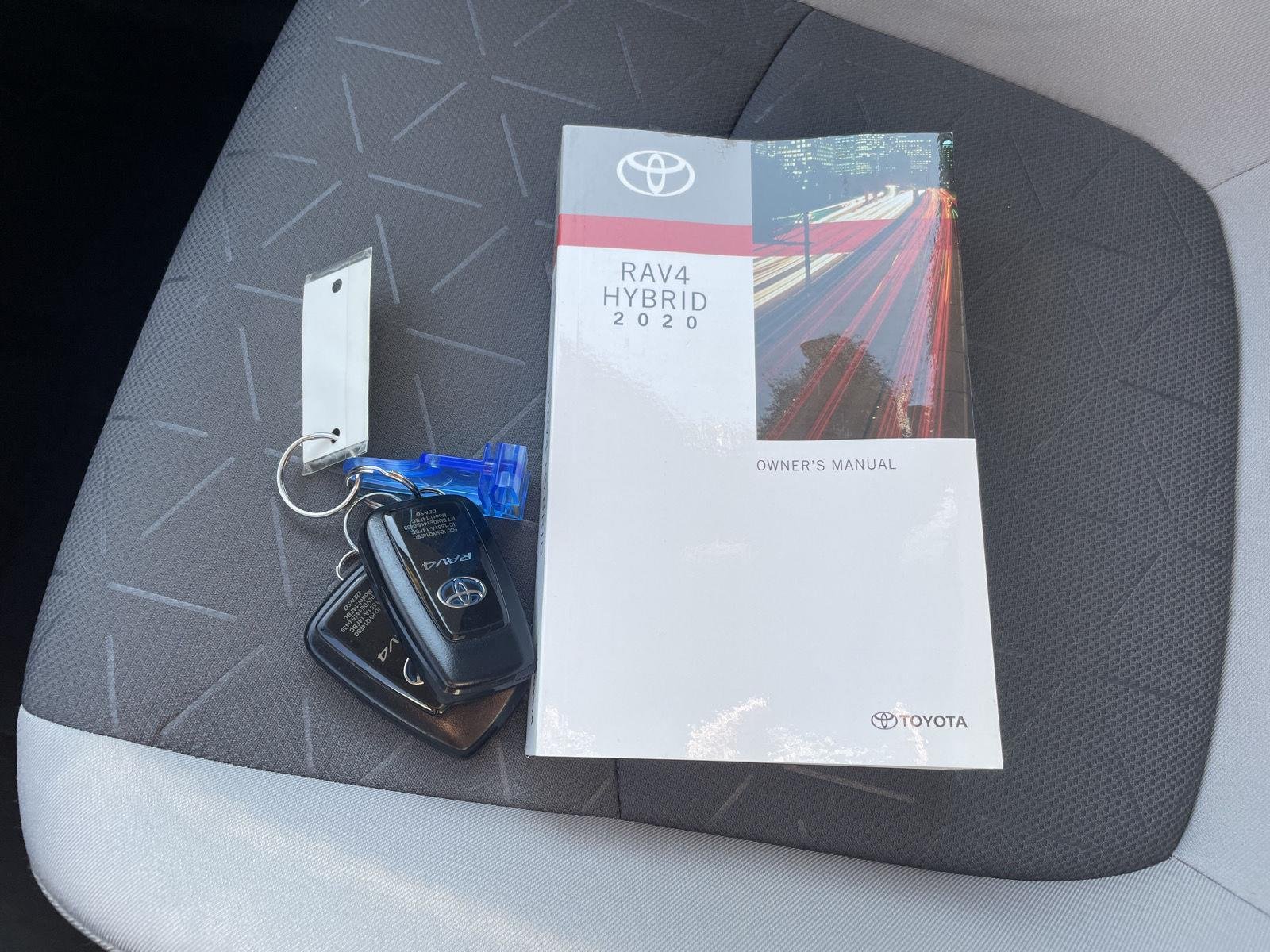 Used 2020 Blueprint Toyota Hybrid XLE image 6