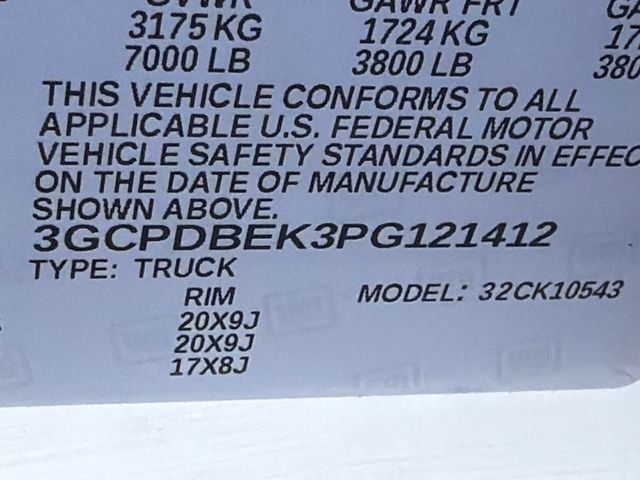 Used 2023 White Chevrolet Custom image 29