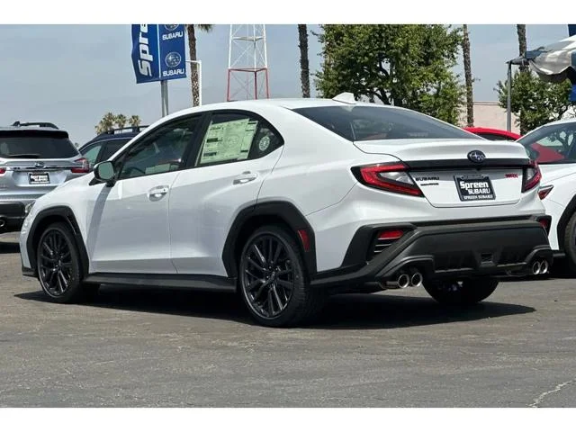 New 2026 CERAMIC WHITE Subaru Base image 30