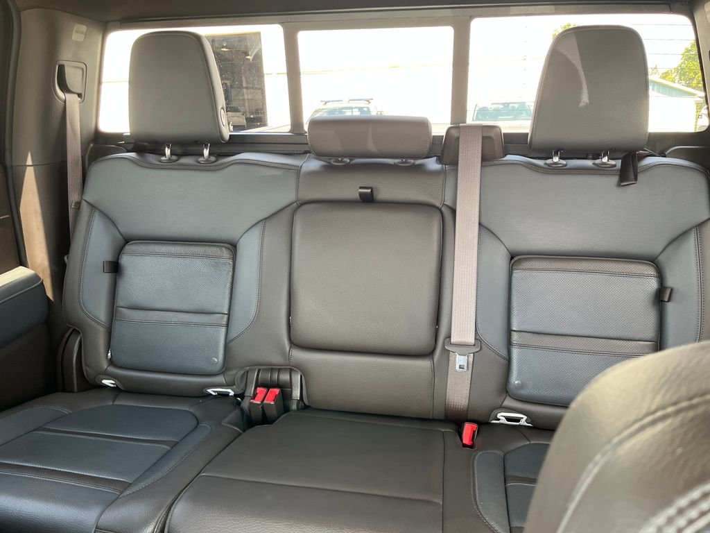 Used 2020 White GMC Denali image 14