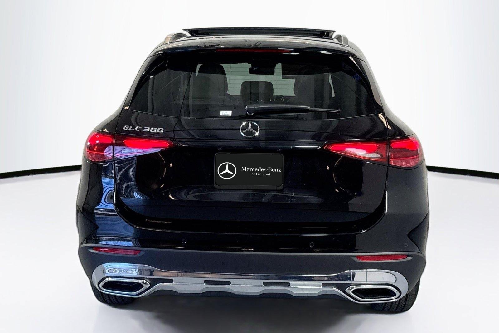 New 2026 Black Mercedes-Benz GLC 300 image 6