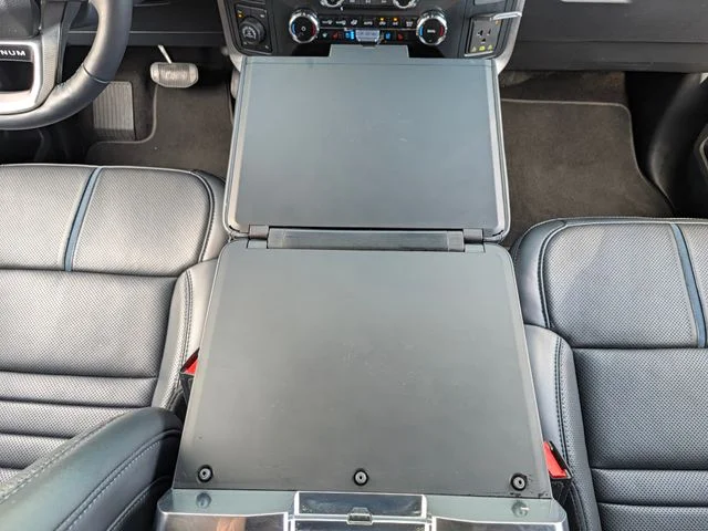 Used 2025 White Ford Platinum image 36