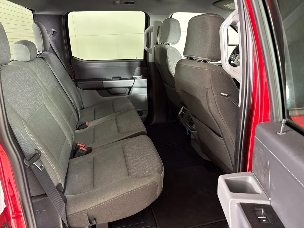 Used 2025 Red Ford XLT image 22
