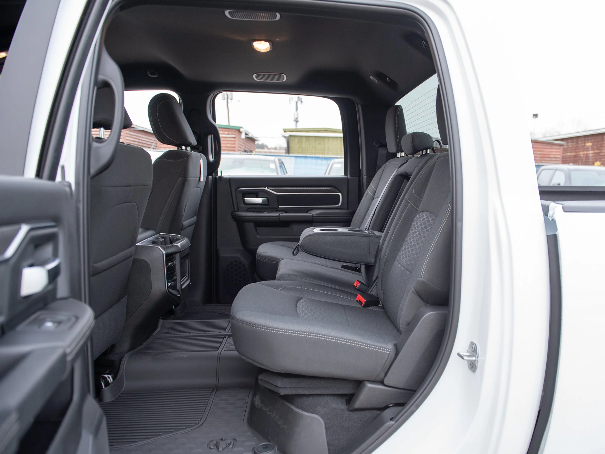 New 2027 White RAM Big Horn* Crew Cab 4x4, 6.4L HEMI V8, Heated Seats/Wheel, Remote Start image 24