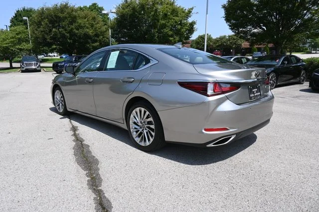 Used 2019 Silver Lexus 350 Ultra Luxury image 9